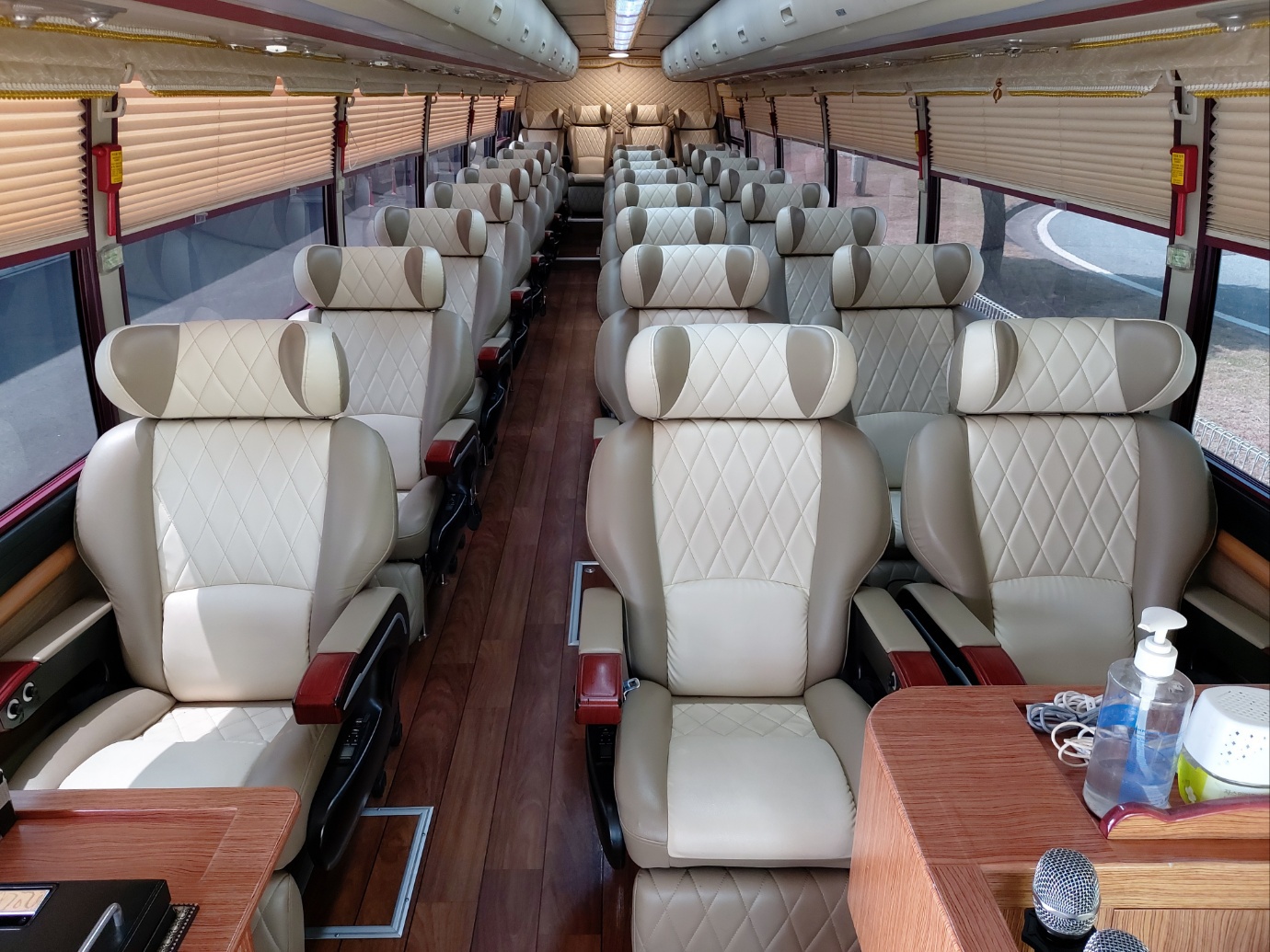 YourBus Korea Vehicle Photo 22
